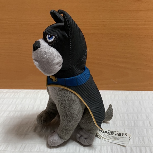 SuperPets Batman Dog & WonderWoman Pig Plush - Picture 13 of 16